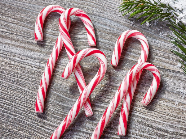 Zuckerstangen rot/weiß, 12 St je Packung Länge 12,8 cm, 170 g -Geschenkidee-