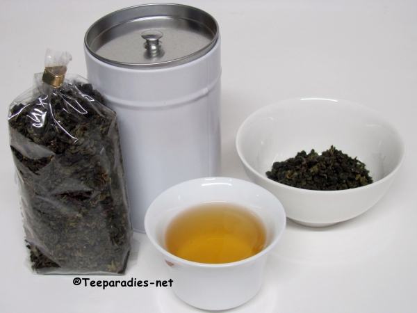 BIO: Milky Oolong 50 g. in white tin