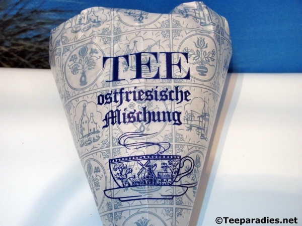 Spitztüte Kachelmotiv 250 g. Ostfriesentee